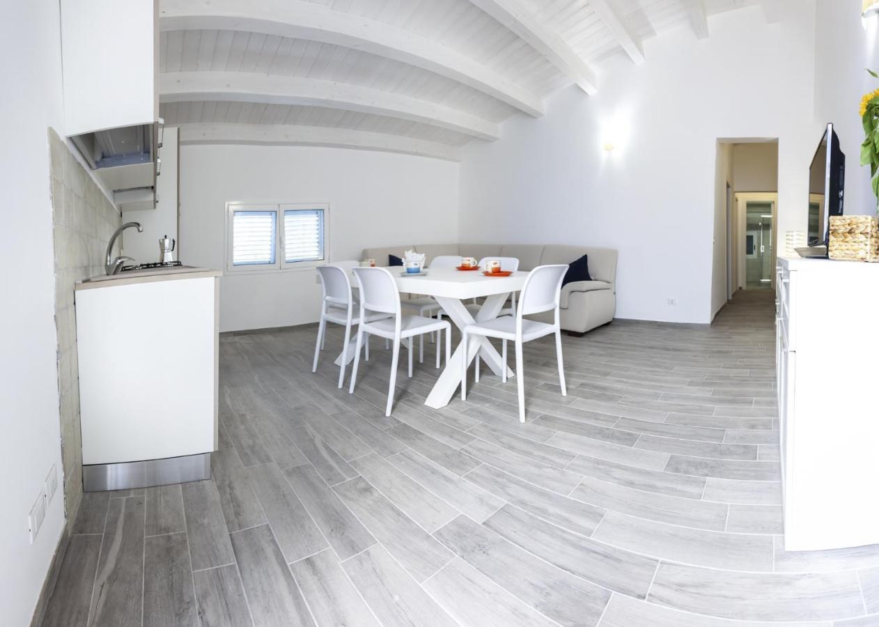 L'Ancora Holidays Punta Secca Luaran gambar