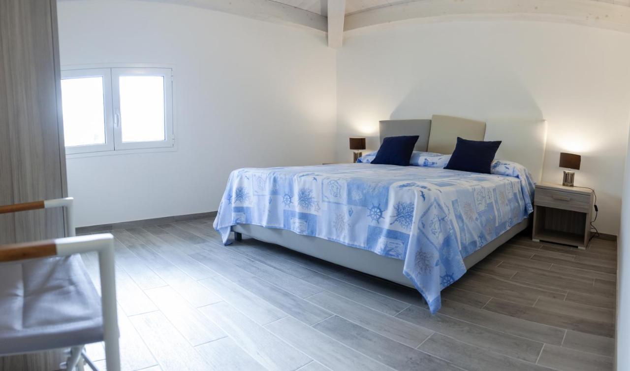 L'Ancora Holidays Punta Secca Luaran gambar