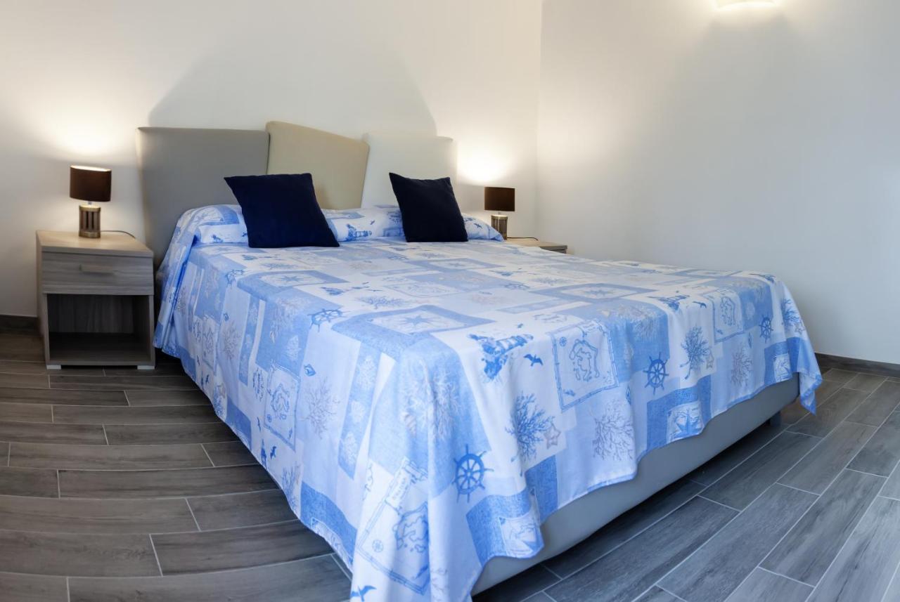 L'Ancora Holidays Punta Secca Luaran gambar